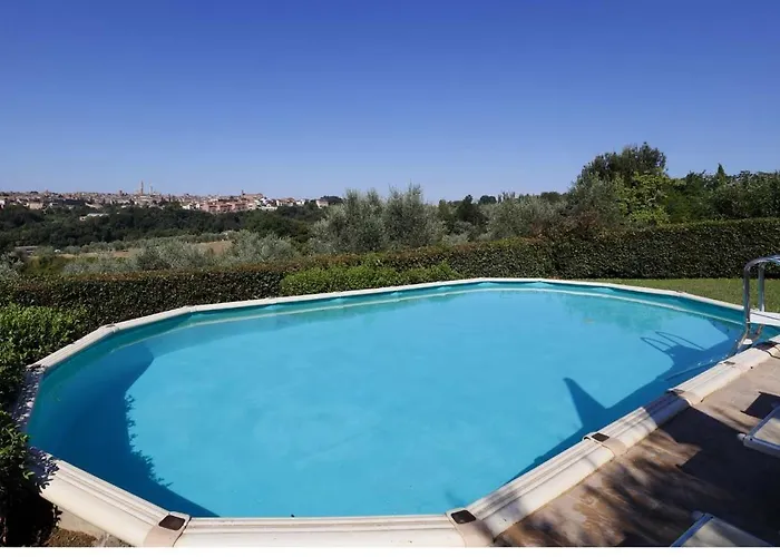 La Strega Villa Siena